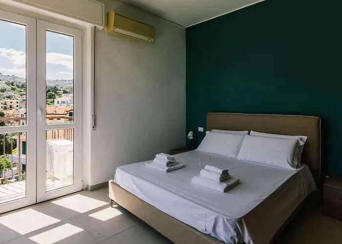 Apartment Le Terrazze Sul Mare Diano Marina